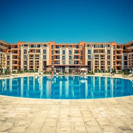 Fort Noks Orhidey ساني بيتش